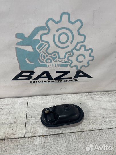 Ручка передней правой двери Renault Sandero