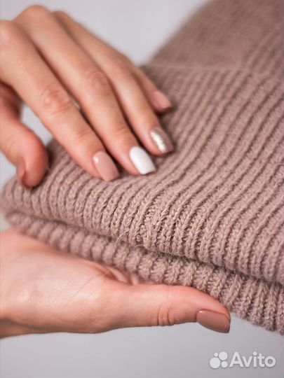 Шапка женская вязаная из ангоры