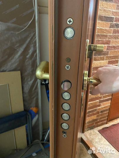 Замена замков, ремонт, вскрытие замков/установка