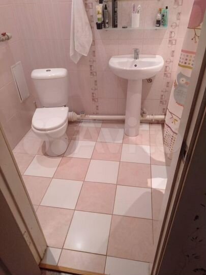 2-к. квартира, 52 м², 3/15 эт.