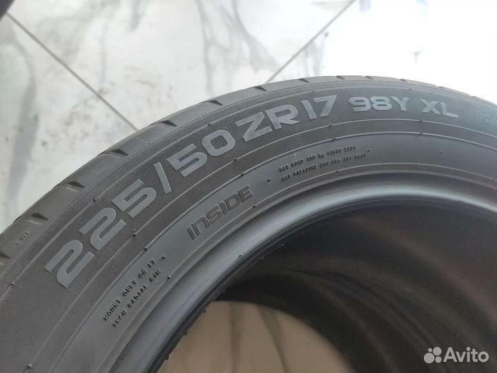 Nokian Tyres Hakka Black 225/50 R17 98Y