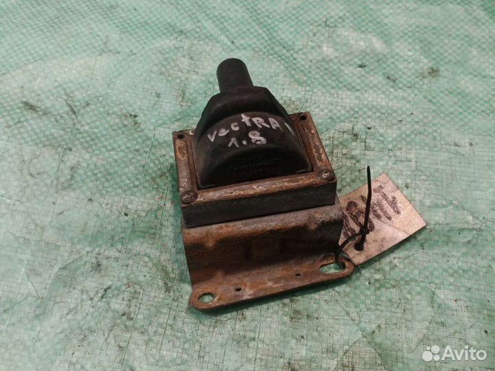 Катушка зажигания Opel Vectra A