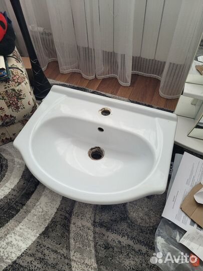 Раковина, Тумба, зеркало для ванной