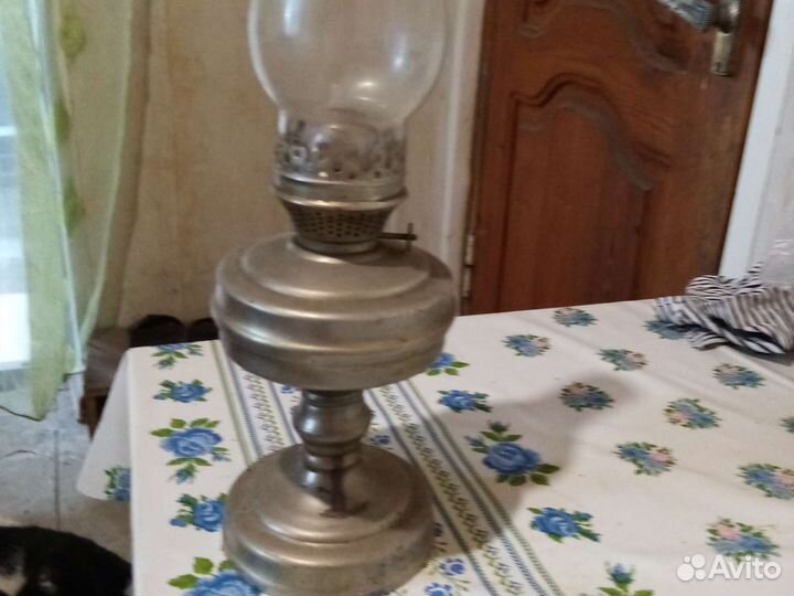 Керосиновая лампа новая