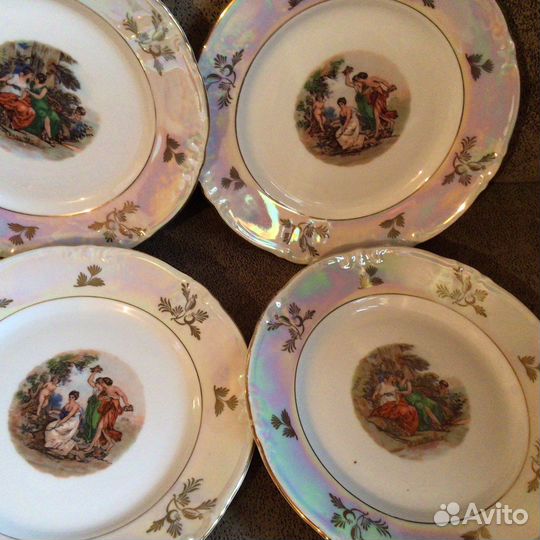 Тарелки мадонна kahla Made in GDR 19х2,6 см