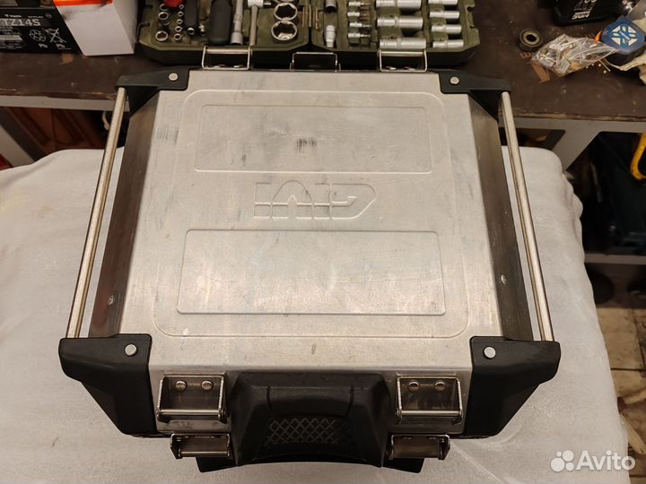 Кофр алюминиевый Givi Trekker Outback 42