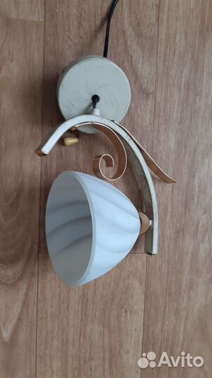 Настенный светильник бра