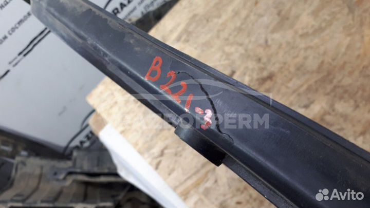 Кожух вентилятора (диффузор) VW Passat