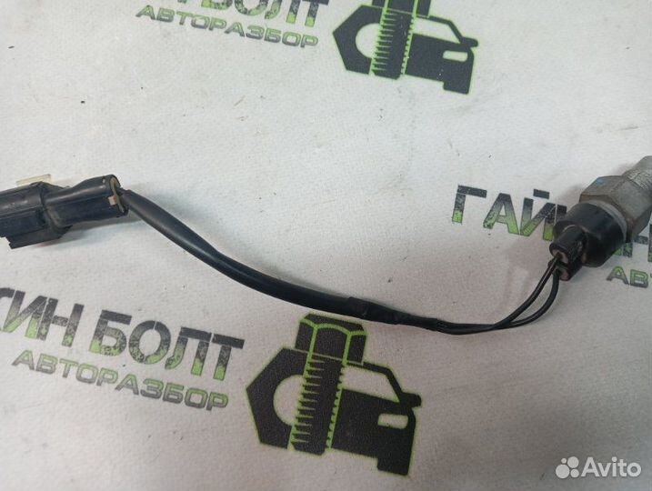 Датчик заднего хода Chevrolet Spark 3 M300 B12D1