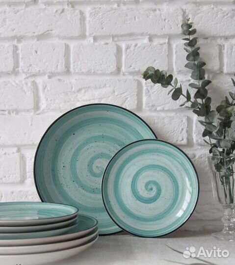 Набор столовой посуды на 4 персоны