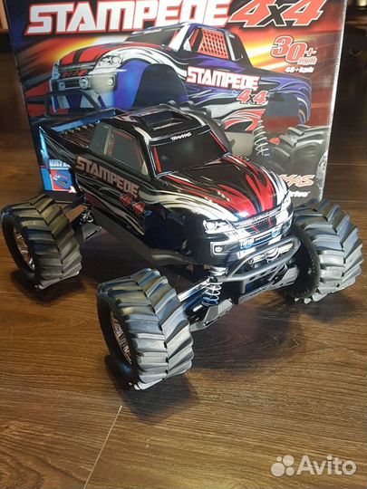 Радиоуправляемая машина traxxas
