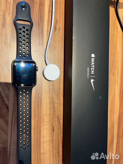 Часы apple watch 3 42mm nike