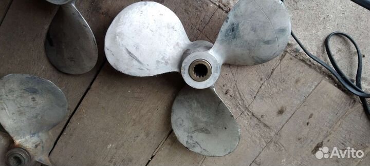 Винт для лодочного мотора