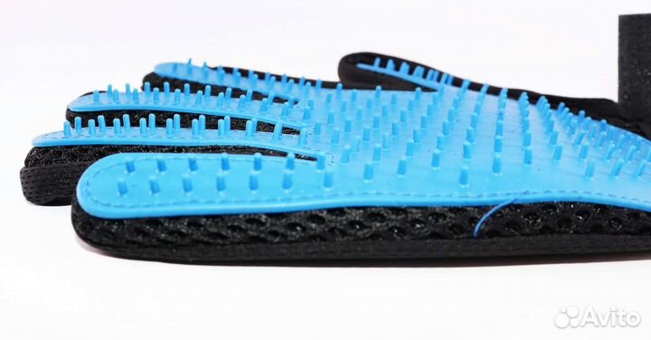 Перчатка-чесалка True Touch