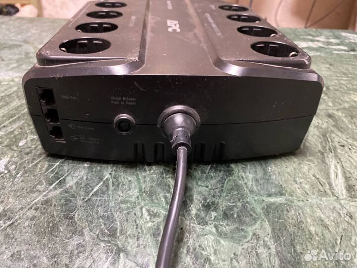 Ибп APC Back-UPS ES 550