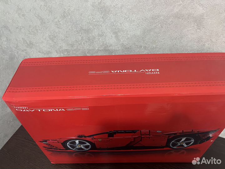 Конструктор Lego Ferrari Daytona SP3 42143