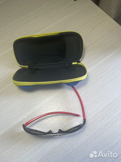 Детские солнечные очки