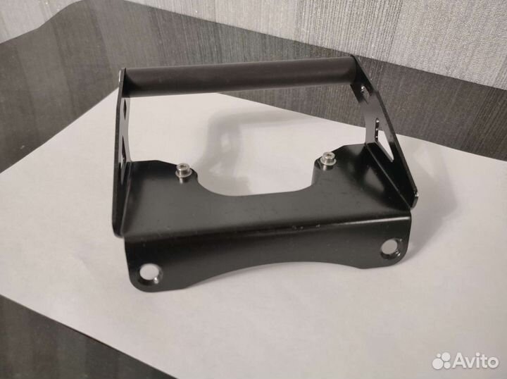 Крепление (кронштейн) навигатора Suzuki V-Strom