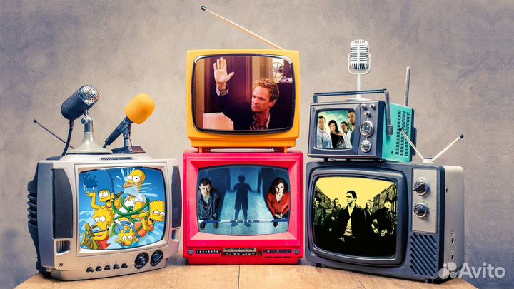 Сотрудник склада телевизоров