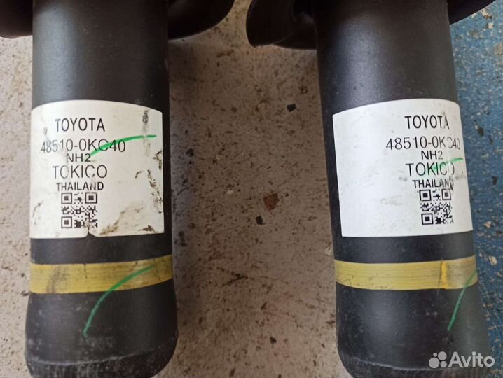 Амортизаторы передние Тойота Хайлюкс 8 1GD-FTV 2.8