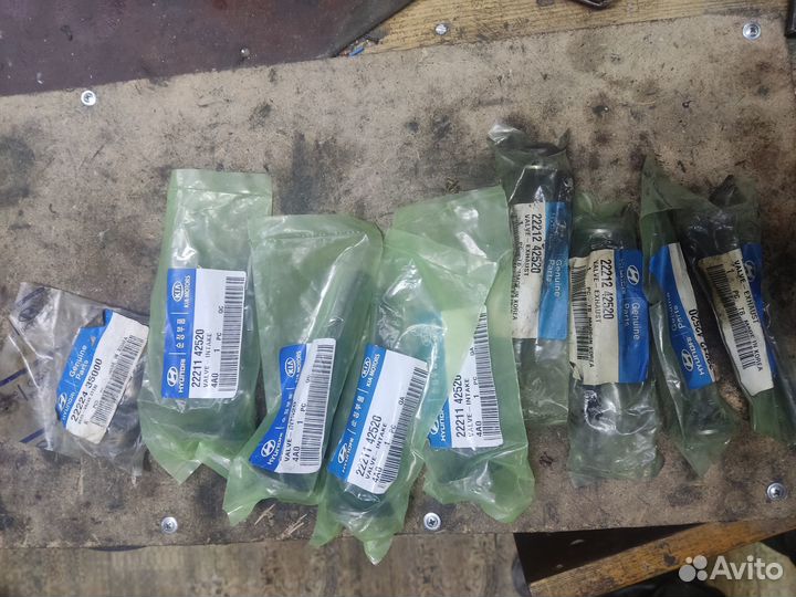 Комплект клапанов Hyundai H-1, H-100 Terracanan