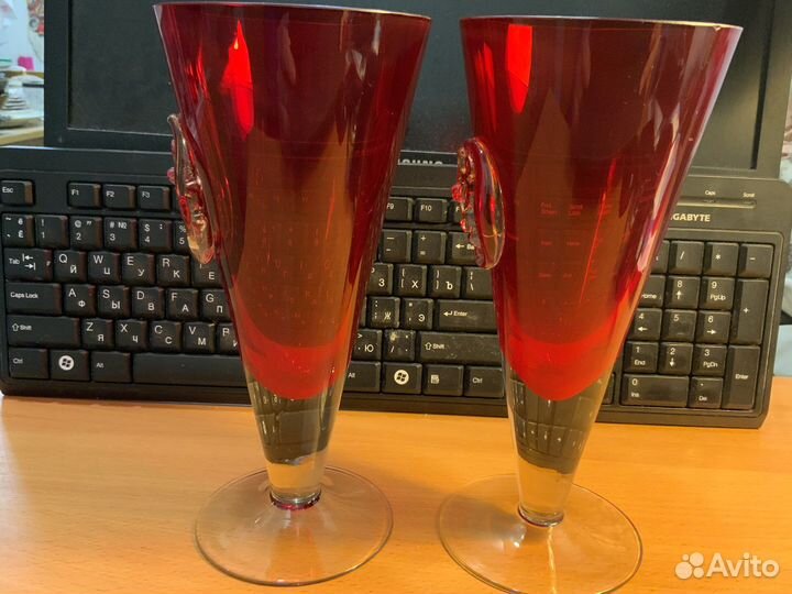 Олимпийский Мишка Рюмки -фужеры рубиновое стекло