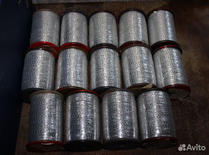Метанитовые нитки в бобинах