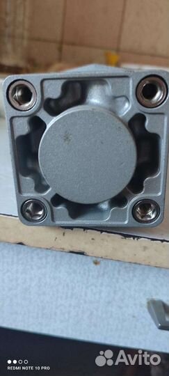 Пневмоцилиндр SMC