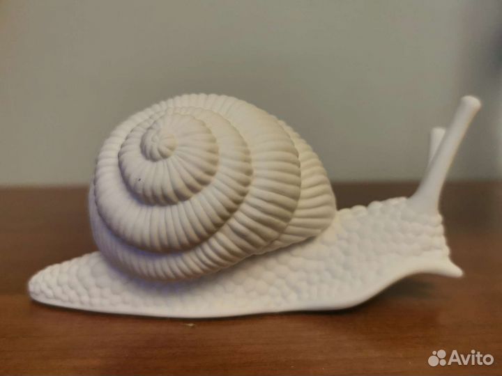 Фарфоровая статуэтка улитка, бисквит