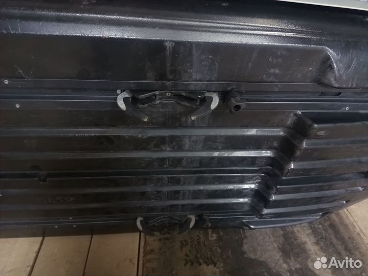 Багажник бокс на крышу thule