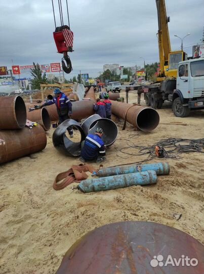 Бригада квалифицированных сварщиков и монтажников