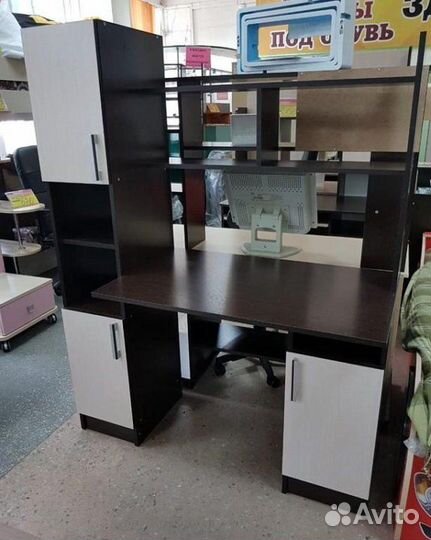 Стол компьютерный