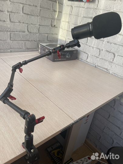 Кронштейн для микрофона
