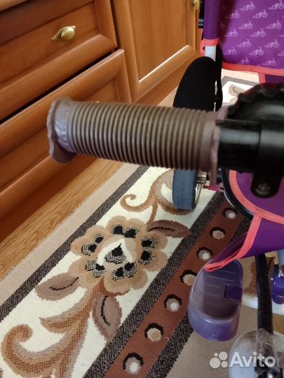 Велосипед с родительской ручкой