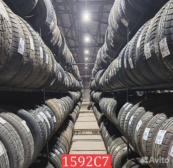 Bridgestone Blizzak LM-005 215/50 R17 95R