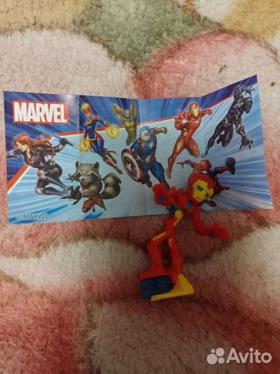 Киндер игрушки Marvel 2022