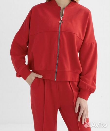 Спортивный костюм женский