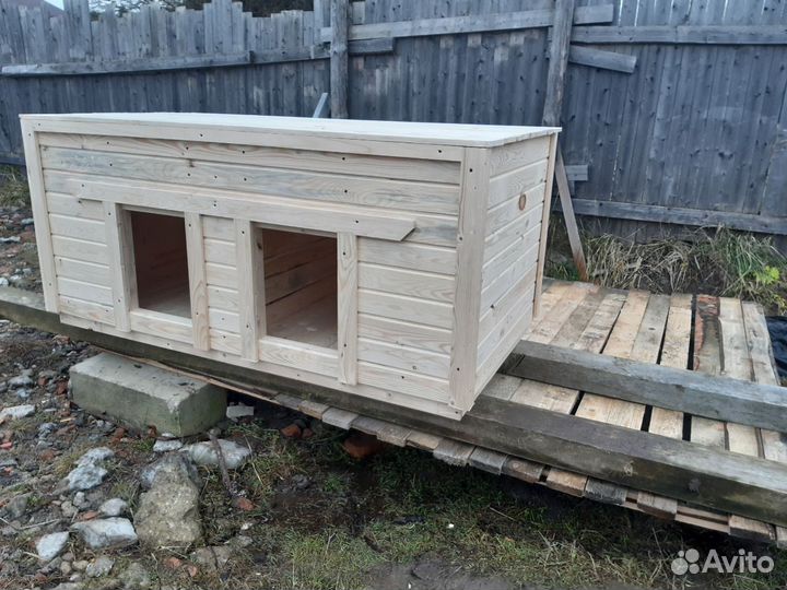 Будка для собаки вольерная