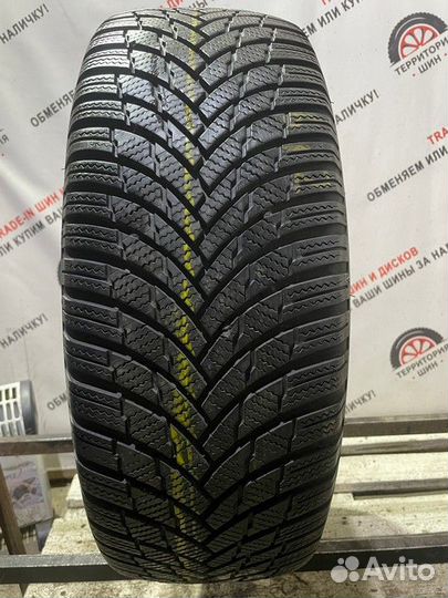 Firestone Winterhawk 4 215/60 R16 99H