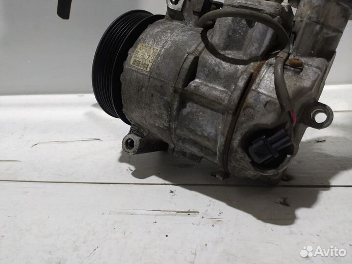 Компрессор системы кондиционирования Mercedes-Benz