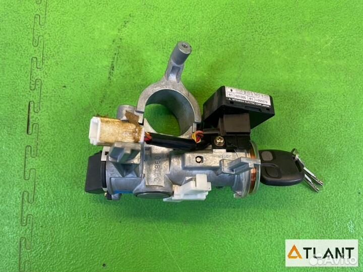 Замок зажигания mitsubishi pajero