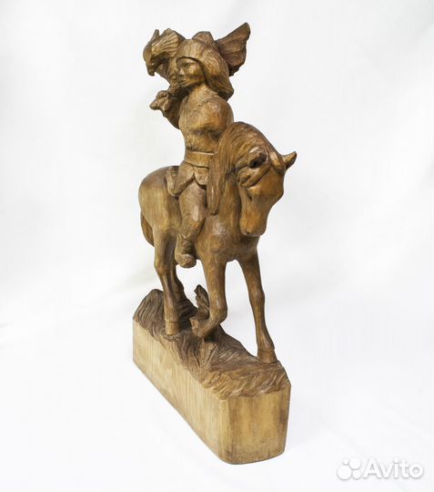 Композиция Соколиная охота, Башкир, резьба по дере