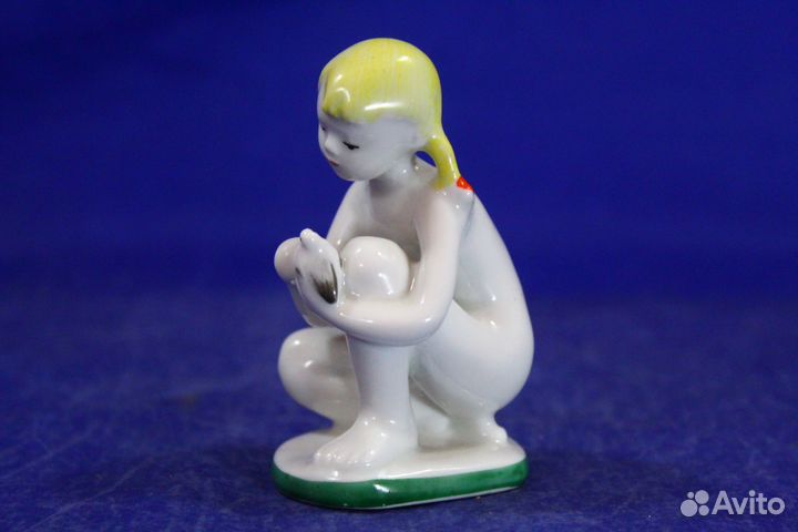Юный скульптор фарфор статуэтка лфз СССР девочка