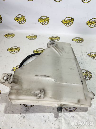 Бачок омывателя Volkswagen Touareg NF