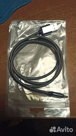 Зарядное устройство. Наушники. Usb