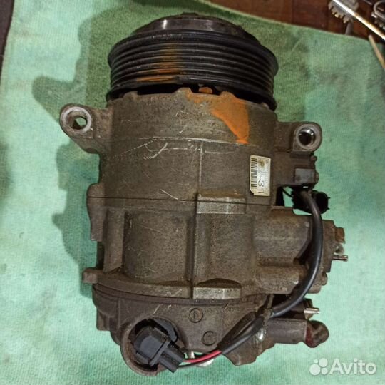 Компрессор кондиционераMercedes-Benz