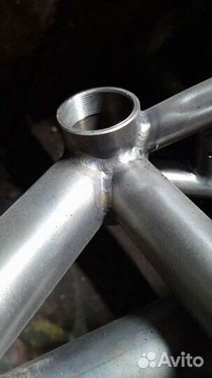 Велосипедная рама титановая