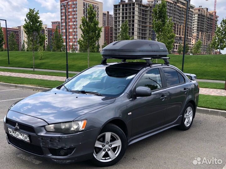 Багажник бокс на крышу