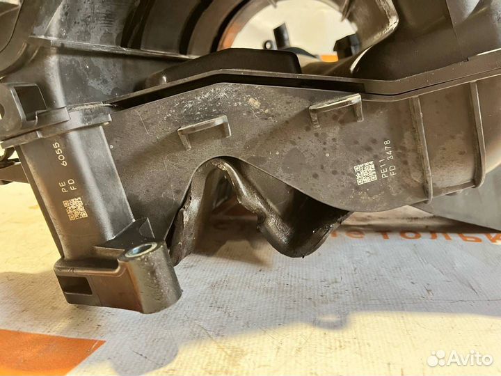 Впускной коллектор Mazda 6 GJ 2014 PE11FD3478