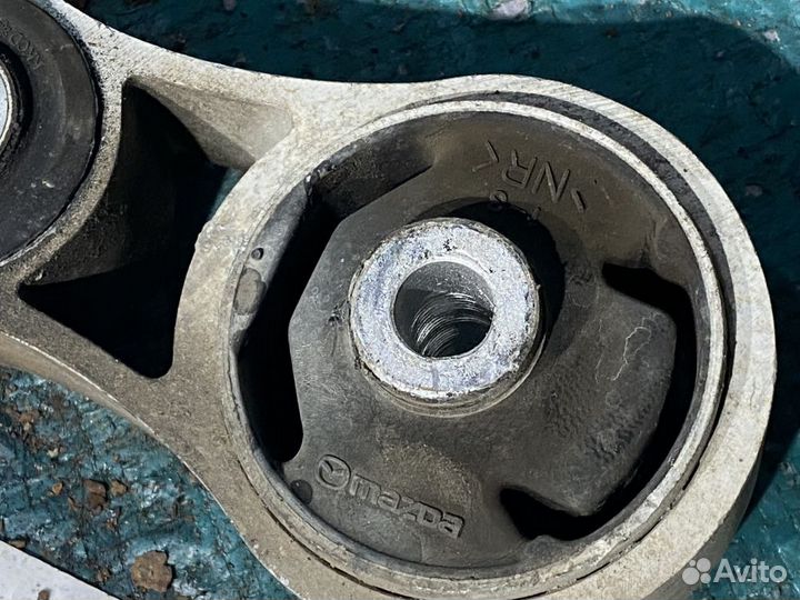 Опора двигателя задняя Mazda CX-7 I (2006—2009)